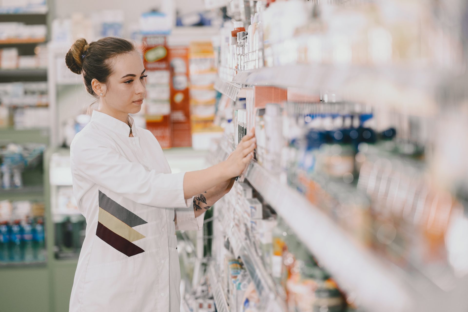 Read more about the article Ministerstwo Zdrowia: farmaceuci wyłączeni z „automatycznej” kwarantanny